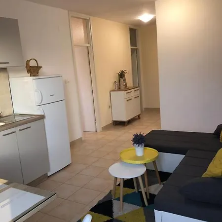 Petra Apartment