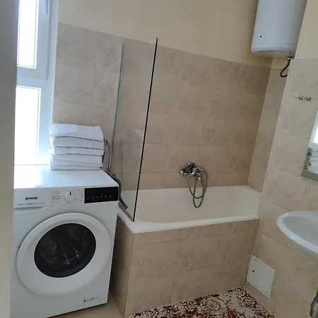 Petra Apartment Split